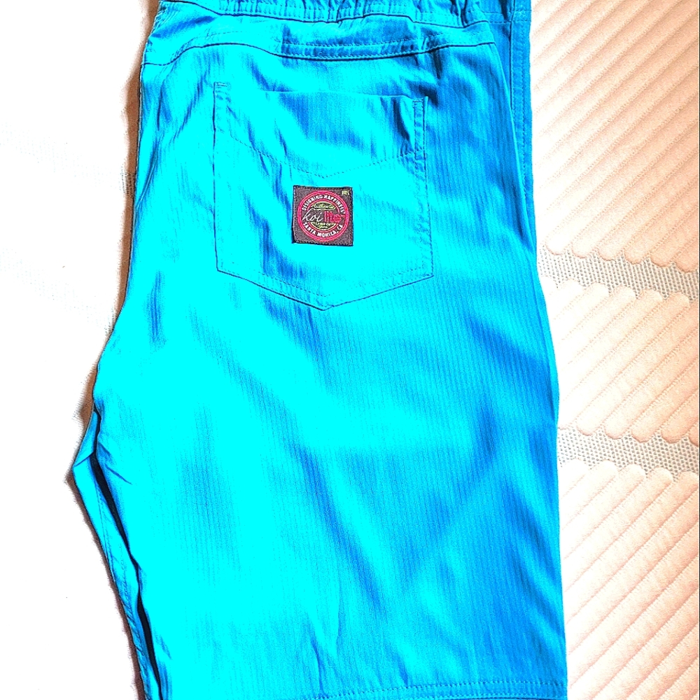 Koi womens scrub bottoms size M/T